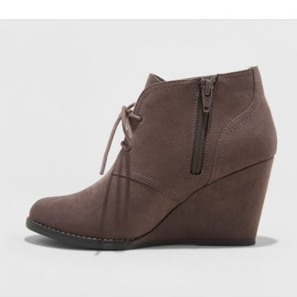 Grey Zip up Ankle Boots-6.5 wide - Picture 2 of 3